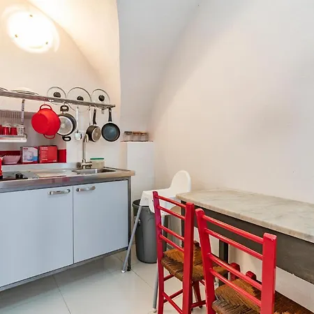 Vali's Apartamento San Remo